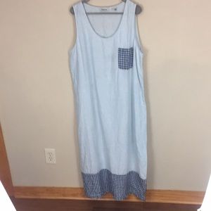 Orvis Light Blue Linen Sleeveless Maxi dress with Plaid Pocket and Hem Size XL